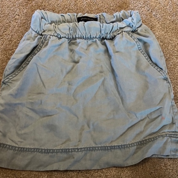 Banana Republic Dresses & Skirts - Banana Republic- Denim Jean soft skirt